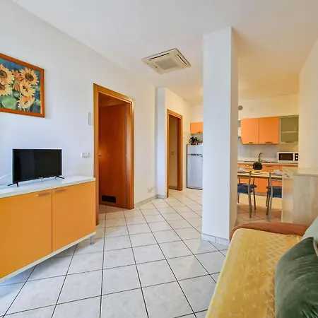 Modern Flat With Balcony-beahost *