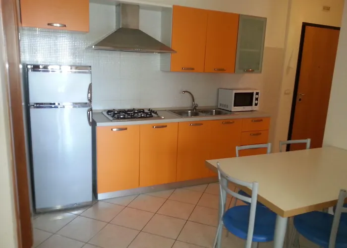 Modern Flat With Balcony-beahost *