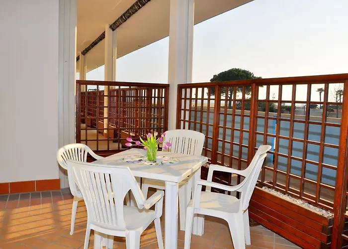 Modern Flat With Balcony-beahost Apartman *