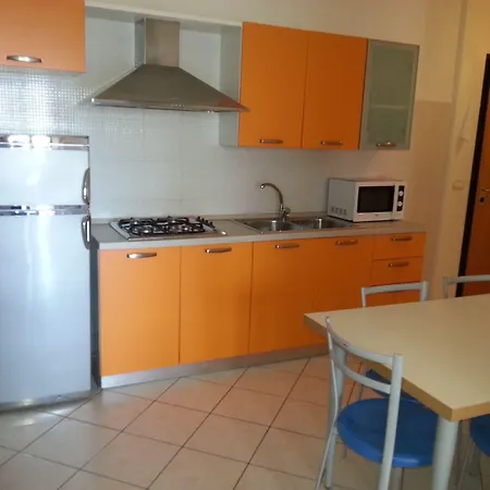 Modern Flat With Balcony-beahost *