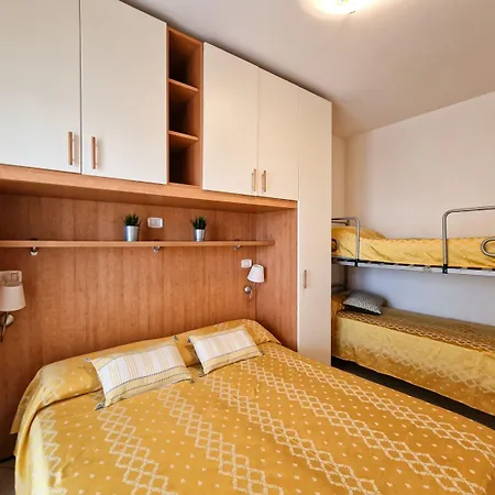Modern Flat With Balcony-beahost Апартаменты
