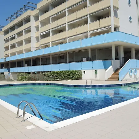 Modern Flat With Balcony-beahost Апартаменты