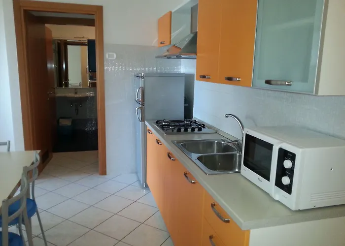 Modern Flat With Balcony-beahost