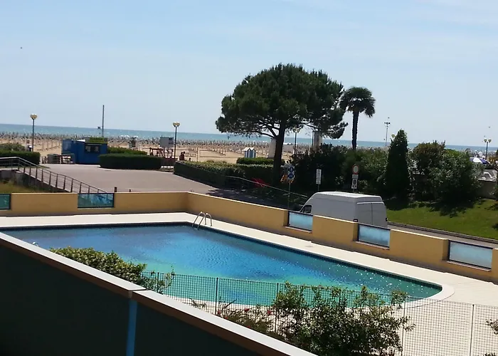 Modern Flat With Balcony-beahost Lägenhet Bibione